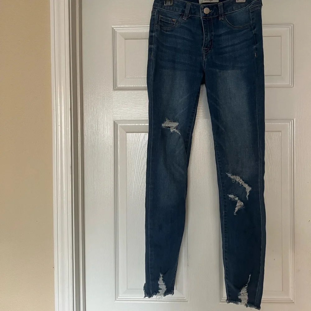 REFUGE 👖 - Picture 2 of 3